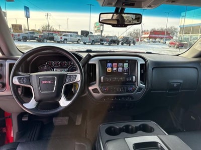 2017 GMC Sierra 1500 Crew Cab Short Box 4-Wheel Drive SLT SLT Premium Package