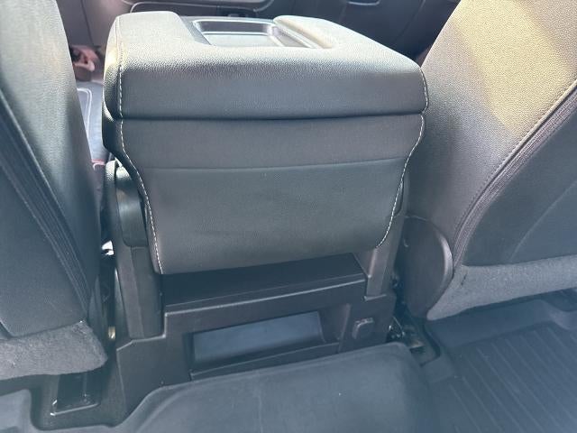 2017 GMC Sierra 1500 Crew Cab Short Box 4-Wheel Drive SLT SLT Premium Package