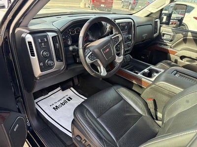 2018 GMC Sierra 1500 Crew Cab Short Box 4-Wheel Drive SLT SLT Premium Plus Package