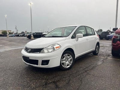 2010 Nissan Versa 1.8S