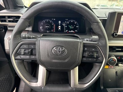 2025 Toyota Tacoma 4WD SR Double Cab 5' Bed MT (Natl)