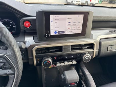 2025 Toyota Tacoma 4WD SR Double Cab 5' Bed MT (Natl)