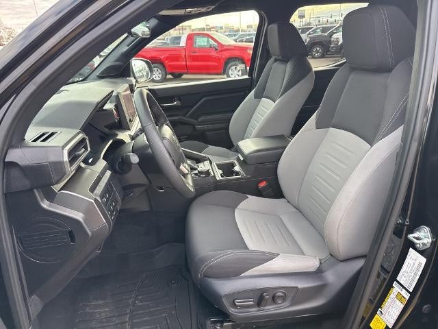 2025 Toyota Tacoma 4WD SR Double Cab 5' Bed MT (Natl)