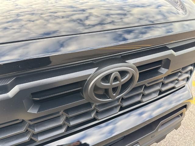 2025 Toyota Tacoma 4WD SR Double Cab 5' Bed MT (Natl)