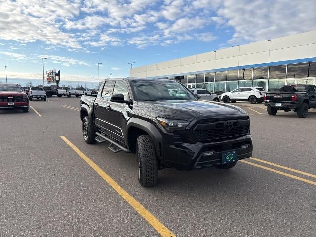 2025 Toyota Tacoma 4WD SR Double Cab 5' Bed MT (Natl)