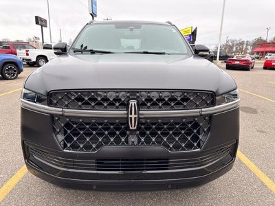 2027 Lincoln Navigator Reserve
