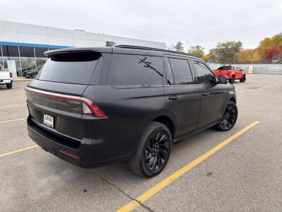 2027 Lincoln Navigator Reserve