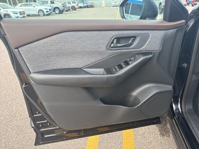 2023 Nissan Rogue AWD S *Ltd Avail*