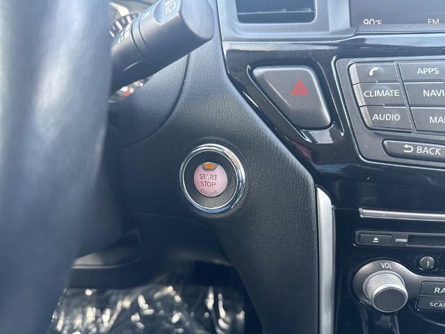 2018 Nissan Pathfinder 4x4 SV