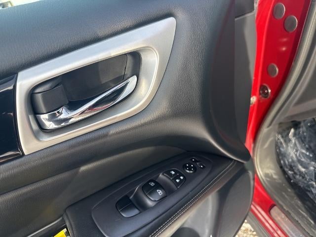 2018 Nissan Pathfinder 4x4 SV