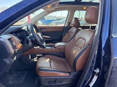 2024 Nissan Pathfinder Platinum 4WD