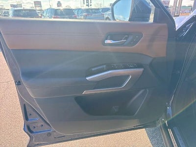 2024 Nissan Pathfinder Platinum 4WD