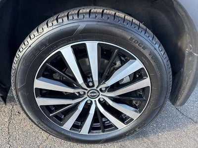 2024 Nissan Pathfinder Platinum 4WD