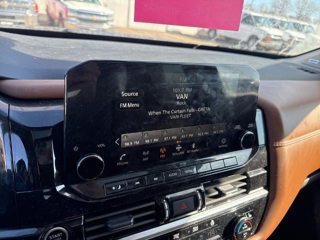 2024 Nissan Pathfinder Platinum 4WD