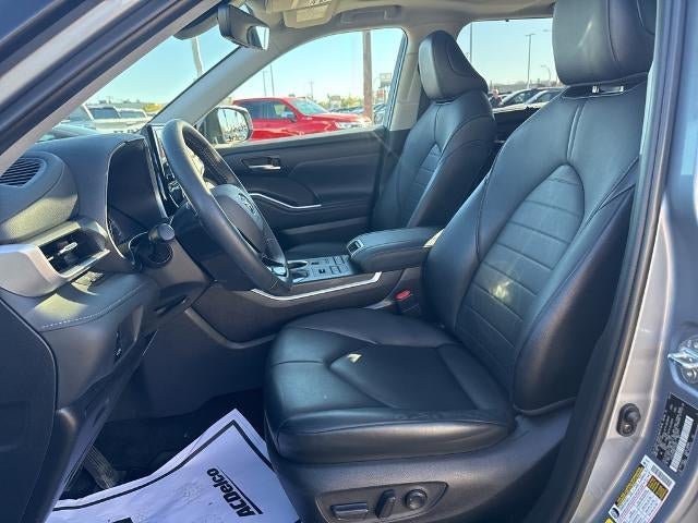 2021 Toyota Highlander XLE AWD (Natl)