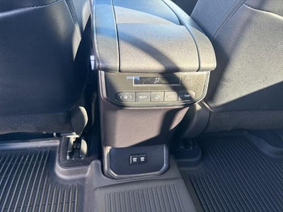 2021 Toyota Highlander XLE AWD (Natl)