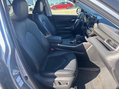 2021 Toyota Highlander XLE AWD (Natl)