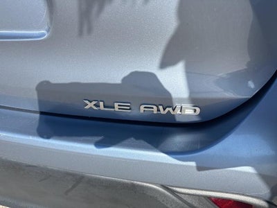 2021 Toyota Highlander XLE AWD (Natl)