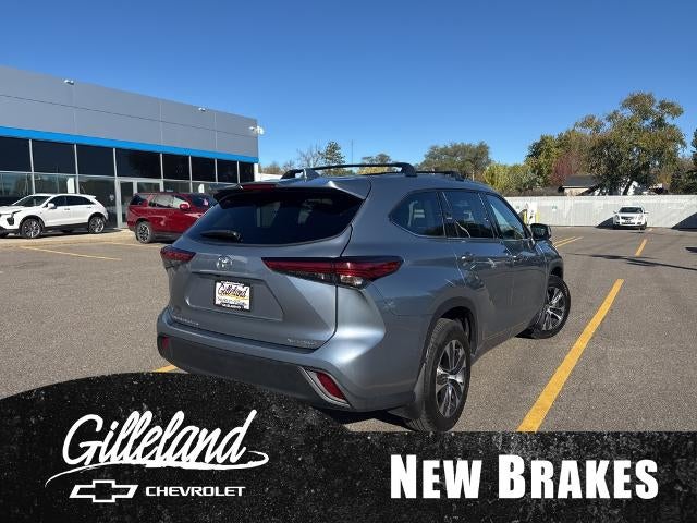 2021 Toyota Highlander XLE AWD (Natl)