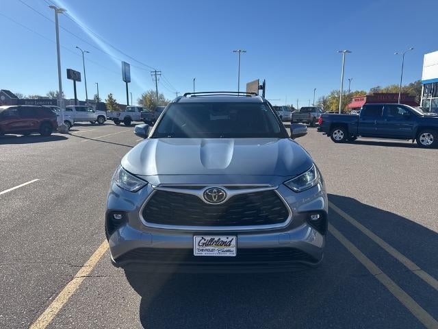 2021 Toyota Highlander XLE AWD (Natl)