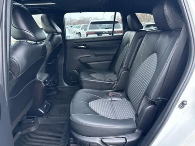 2022 Toyota Highlander XSE AWD (Natl)