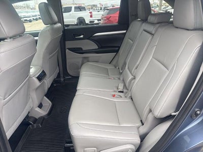 2019 Toyota Highlander SE V6 AWD (Natl)