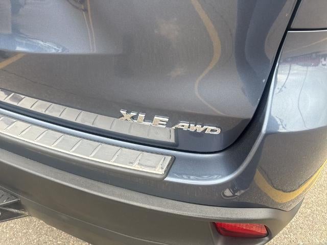 2019 Toyota Highlander SE V6 AWD (Natl)