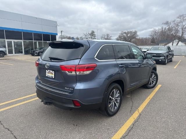 2019 Toyota Highlander SE V6 AWD (Natl)