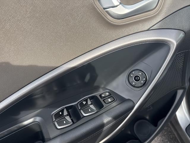 2013 Hyundai Santa Fe AWD 4dr Sport