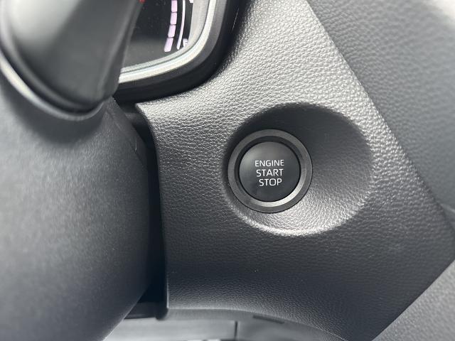 2025 Toyota Corolla Cross XLE 4WD (Natl)