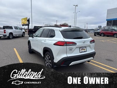 2025 Toyota Corolla Cross XLE 4WD (Natl)