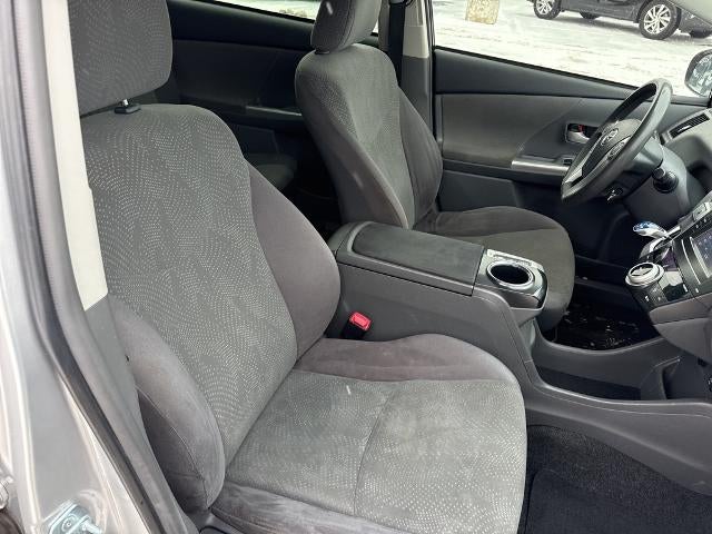 2013 Toyota Prius v Two