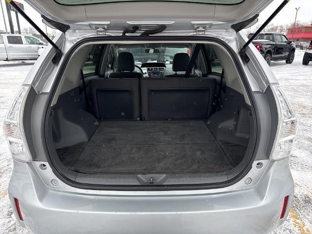 2013 Toyota Prius v Two