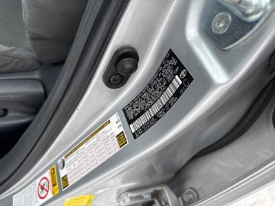 2013 Toyota Prius v Two