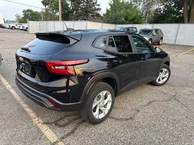 Used 2024 Chevrolet Trax LS with VIN KL77LFE26RC034648 for sale in St. Cloud, Minnesota