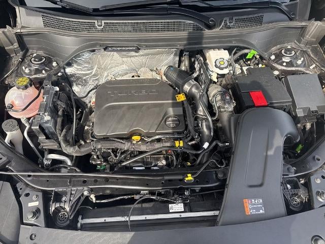 2025 Chevrolet Trax FWD 4dr LT