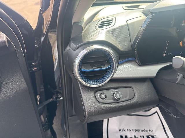 2025 Chevrolet Trax FWD 4dr LT