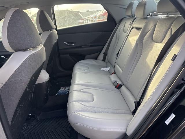 2025 Hyundai Elantra Limited IVT