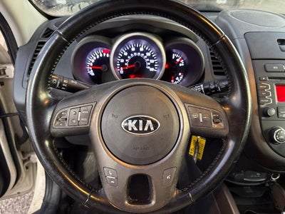 2013 Kia Soul +