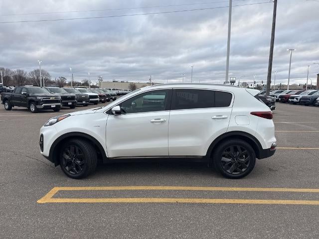 Used 2021 Kia Sportage S with VIN KNDP6CAC9M7898215 for sale in St. Cloud, Minnesota
