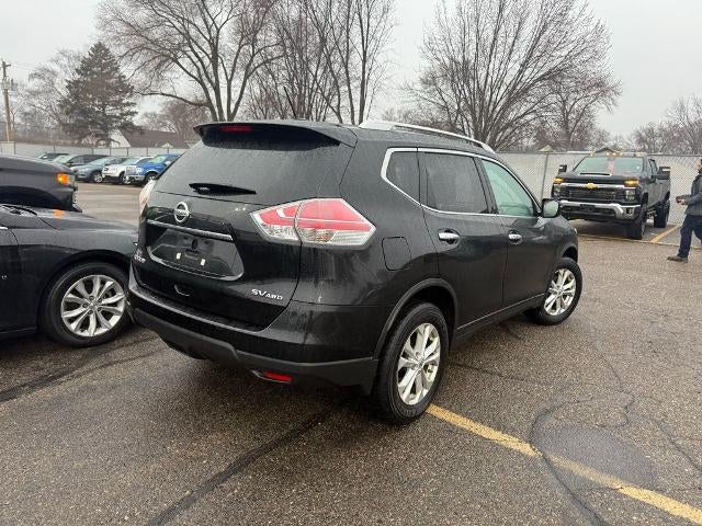 Used 2016 Nissan Rogue SV with VIN KNMAT2MV9GP598958 for sale in St. Cloud, Minnesota