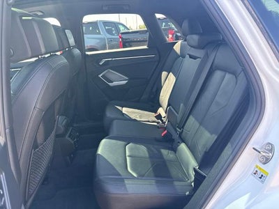 2025 Audi Q3 Premium 45 TFSI S line quattro Tiptronic
