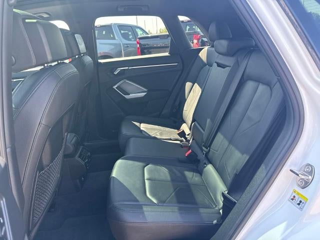 2025 Audi Q3 Premium 45 TFSI S line quattro Tiptronic