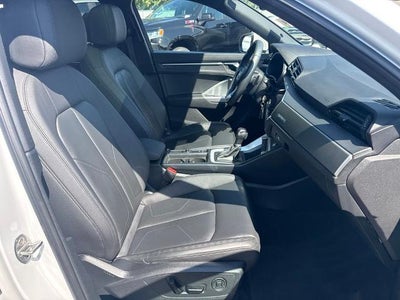 2025 Audi Q3 Premium 45 TFSI S line quattro Tiptronic
